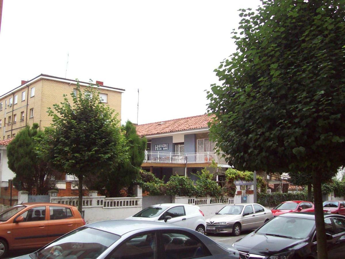 Pension Los Pinos Gijón Eksteriør bilde